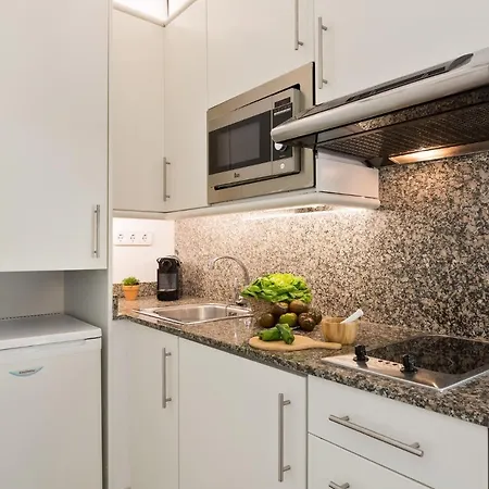 Ola Living Born Apartment Barcelona