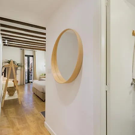 Ola Living Born アパート *