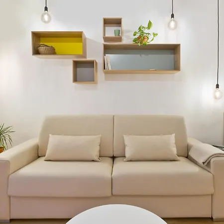 Ola Living Born アパート バルセロナ