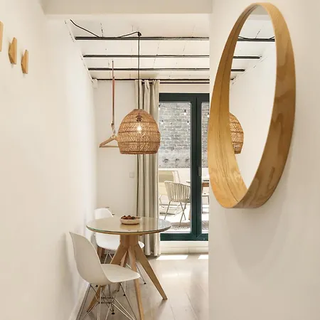 Ola Living Born * バルセロナ