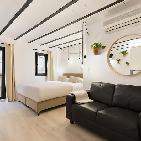 Ola Living Born アパート バルセロナ