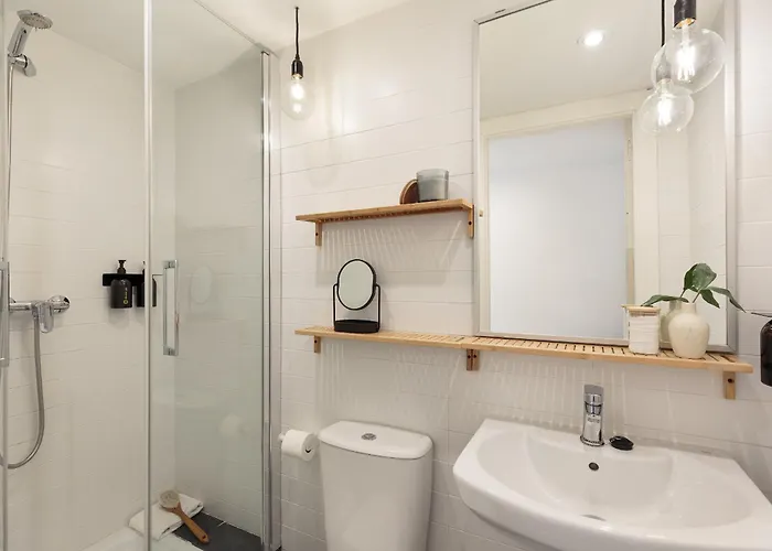 Ola Living Born Lejlighed